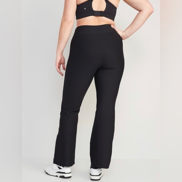 NWT! Black Extra High-Waisted PowerSoft Flare Pants for Women - Multiple 🏋️ - Picture 6 of 12